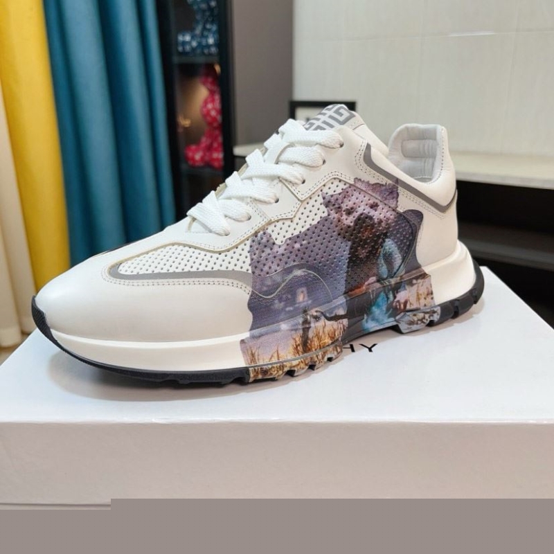 Givenchy Sneakers
